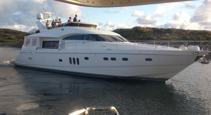 Motorbåtar med övernattning; Princess, Sunseeker, Fairline , Sealine Azimut, Delta Nordwest , Storebro, Grand Banks