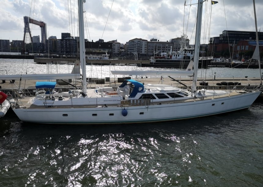 Segelbåtar; Hallberg Rassy, Najad, Sweden Yachts: Beneteau, Jeaneau, Hanse, Bavaria, Nautor Swan, Baltic, Solaris, Oyster